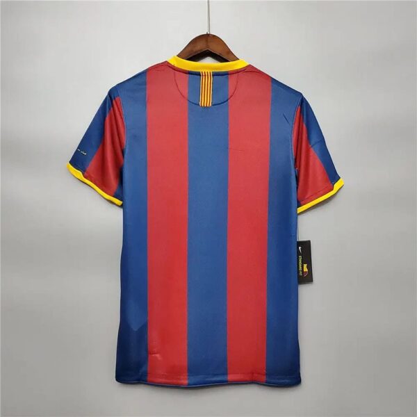 Barcelona 2010/11 Retro Home Kit with Shorts - Image 2